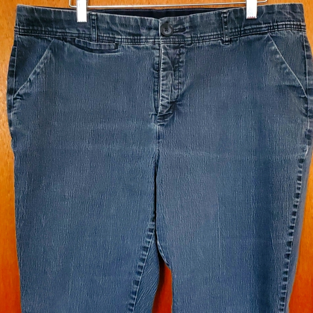 CJ Banks Signature Comfort Waist Band Blue Jeans 18W 75% Cotton